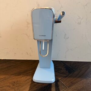 SodaStream Blue Sparkling Water Maker
